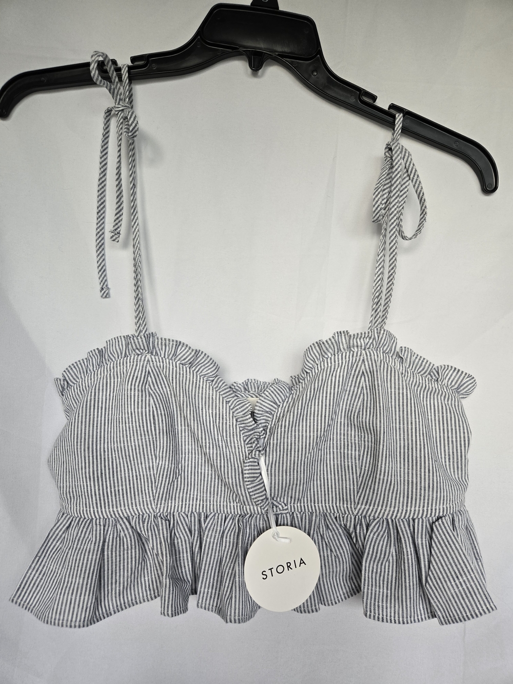 Storia Striped Ruffle Tie-Shoulder Crop Top - White & Navy Large